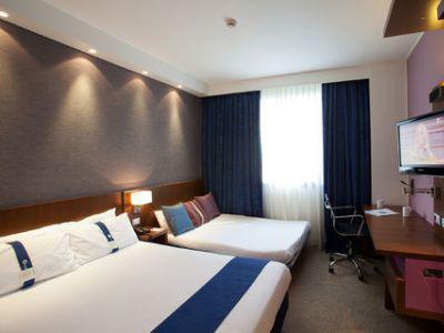 Express Hotel 3*