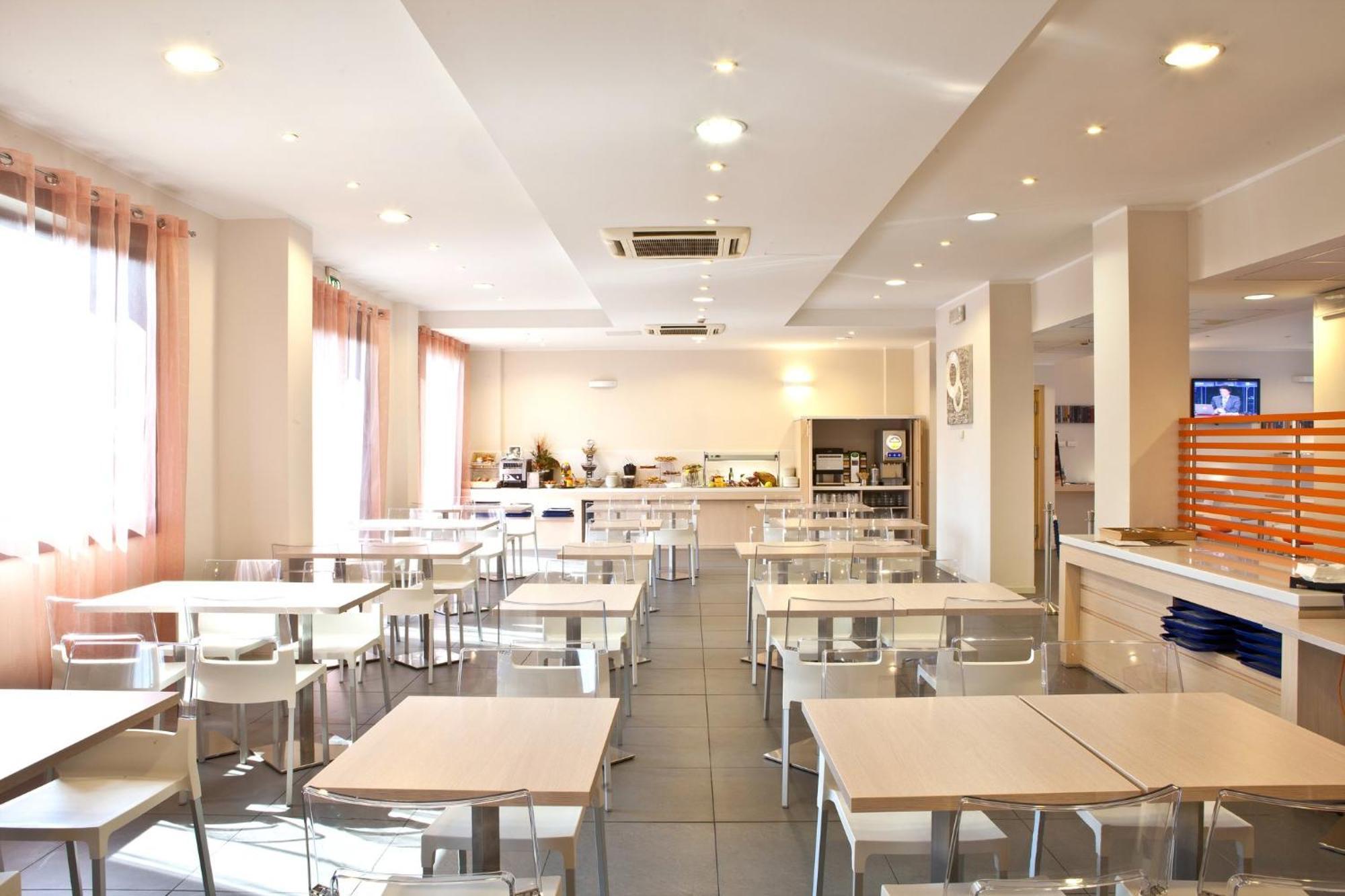 Hotel Express By Ihg 3*