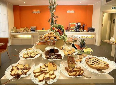 Express By Ihg 3*